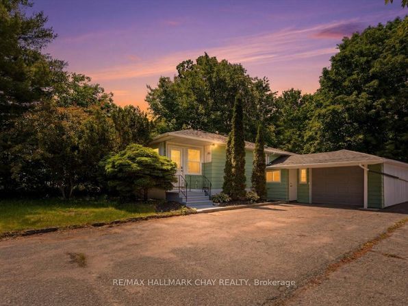 2022 Saint Johns Rd, Innisfil, ON L9S 1V4
