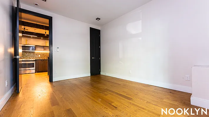 Rented by Nooklyn NYC LLC | media 14