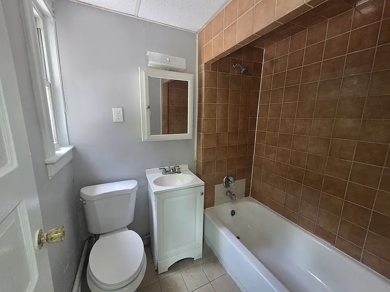 291 S Clinton St #3 — Photo 10
