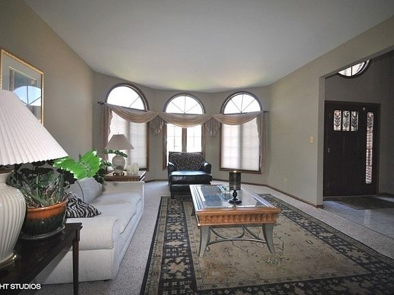 3rd image of 10805 Cook Ave