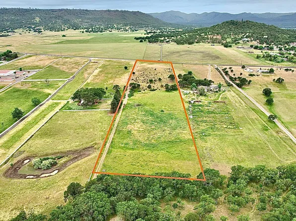 12240 Modoc Rd #B, Central Point, OR 97502