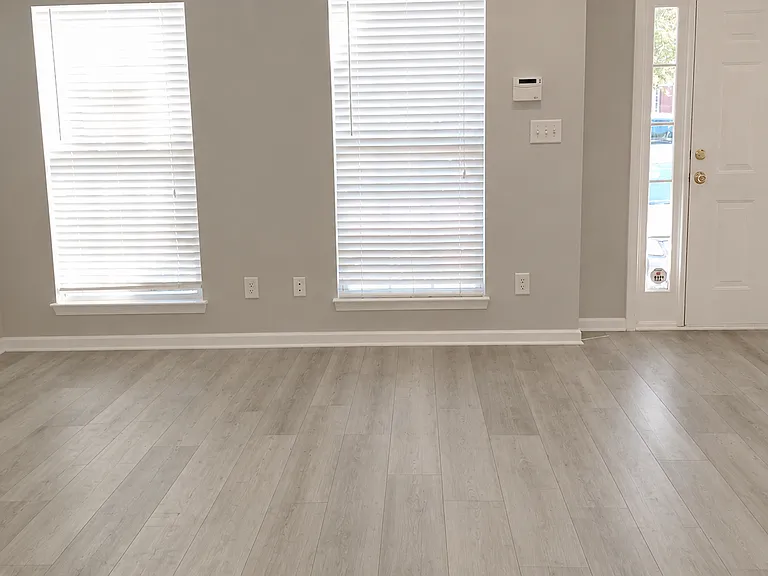 655 Kenridge Dr — Photo 12