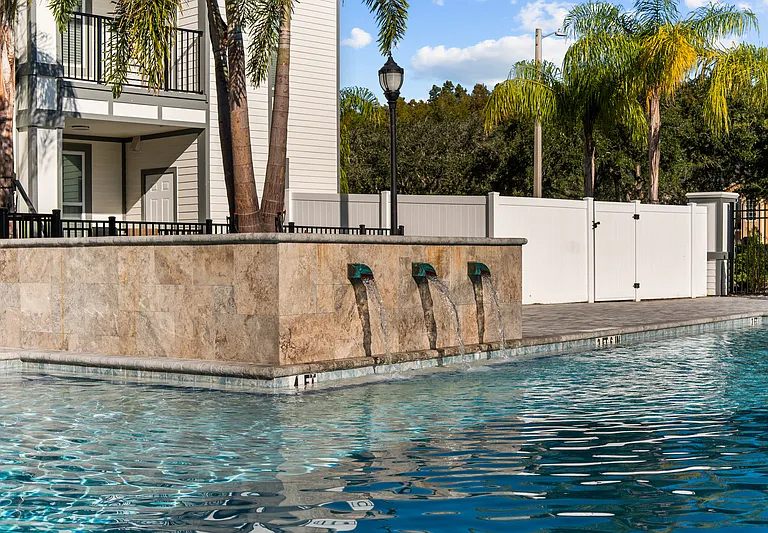 New Tampa Palms — Photo 32