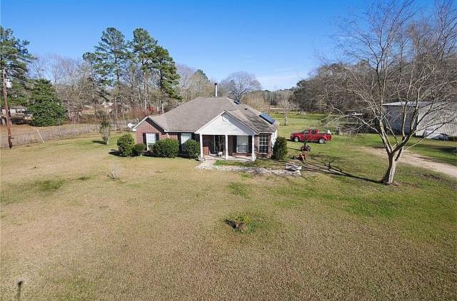 1st image of 51372 Simmons Rd