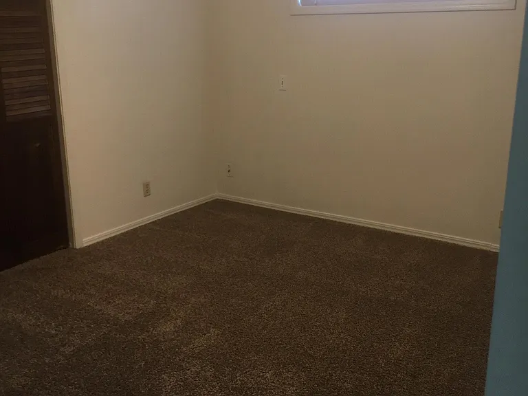 2314 W Galveston St — Photo 19