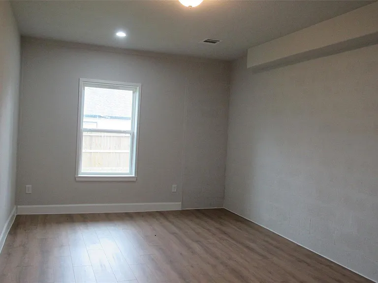 365 Deep Woods Ln — Photo 16