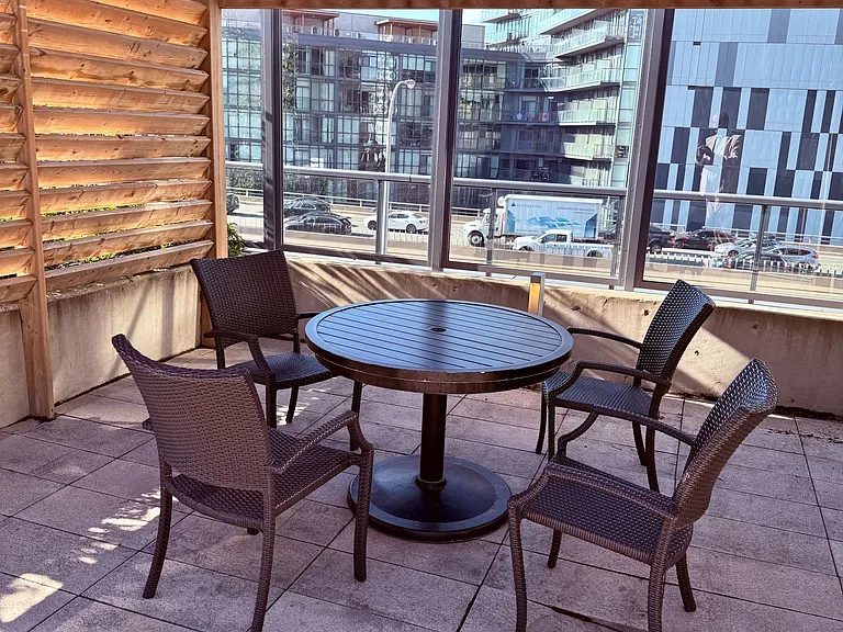 20 Bruyeres Mews #Townhouse 03 — Photo 24