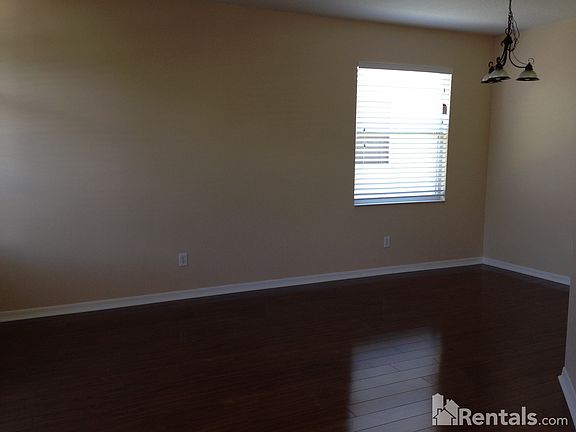 5th image of 1157 Cathcart Cir