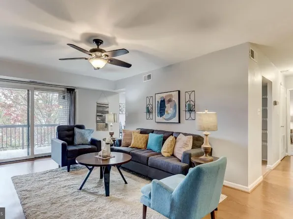 11238 Cherry Hill Rd APT 301, Beltsville, MD 20705