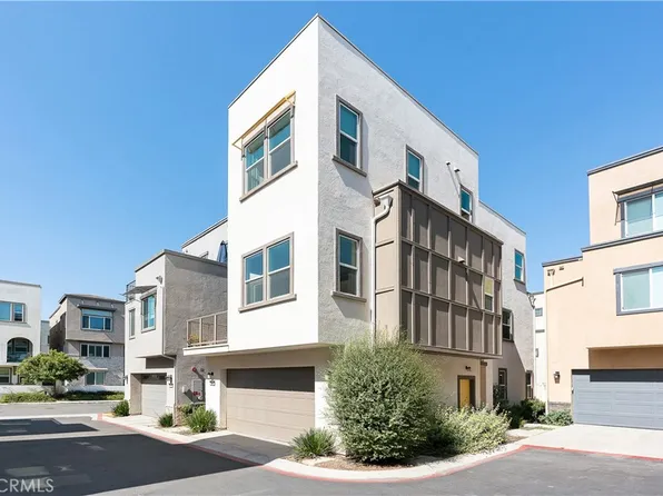 672 Daniel Freeman Cir, Inglewood, CA 90301