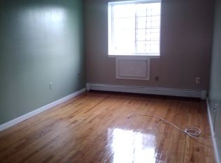 427 White Plains Rd, Bronx, NY 10473