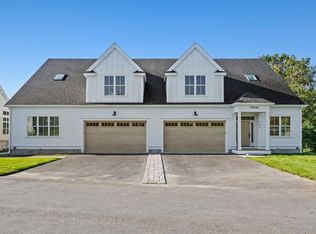 7 Isle Ave Avenue #101, Saco, ME 04072