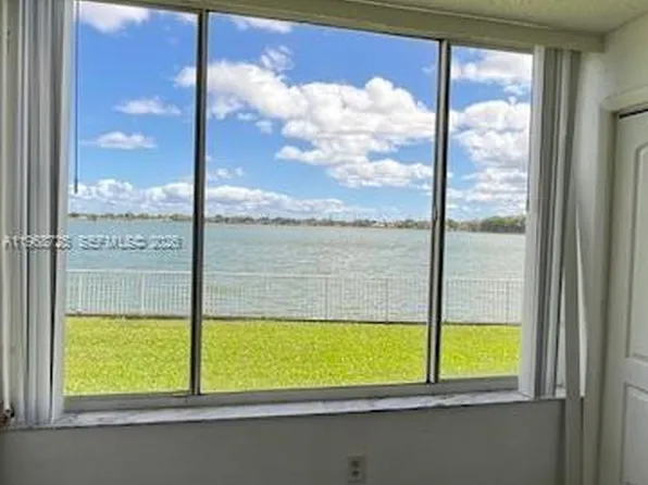 2811 N Oakland Forest Dr APT 104, Fort Lauderdale, FL 33309