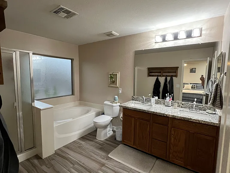 15930 W Acapulco Ln — Photo 12