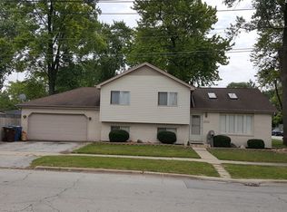 14715 Cleveland Ave, Posen, IL 60469