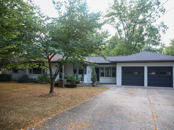 1125 Brownwood Ave NW, Grand Rapids, MI 49504