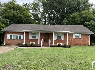 1904 Brandontown Rd NW, Huntsville, AL 35816