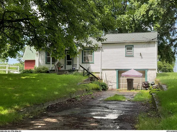 3308 Gregory Rd, Jackson, MI 49202