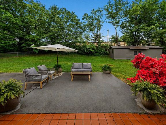 5th image of 4908 Lonas Dr