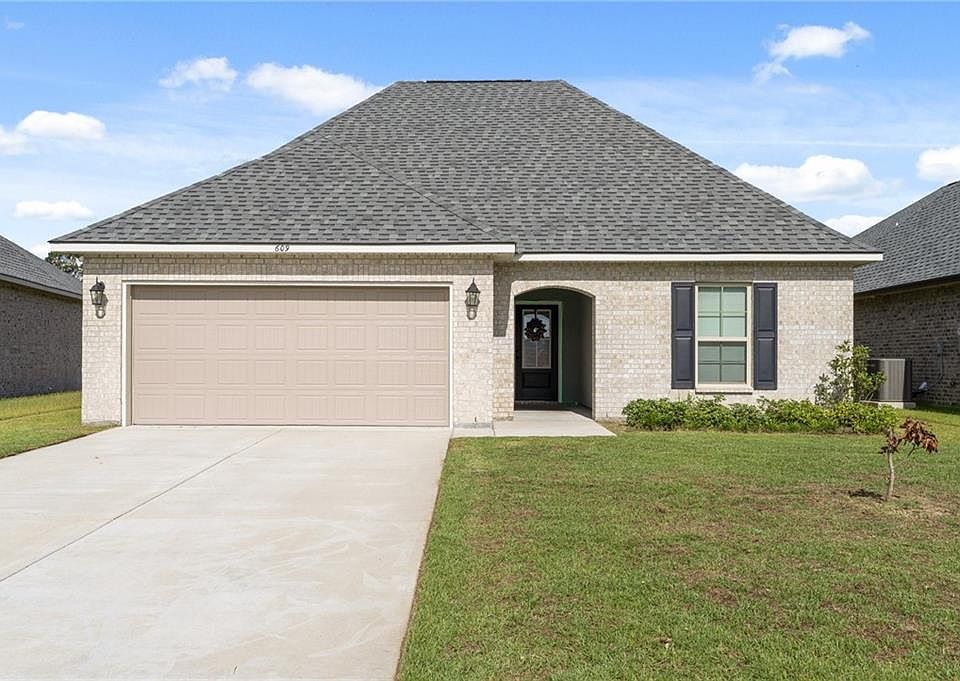 1st image of 609 Claiborne Trails Dr