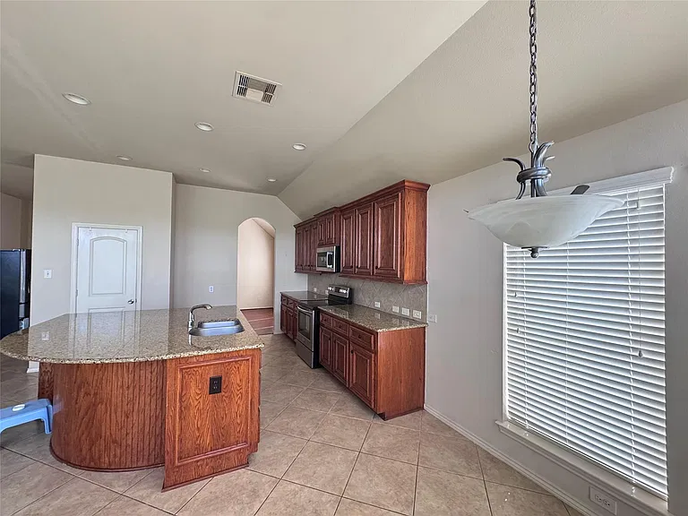 22010 Rustic Canyon Ln — Photo 9