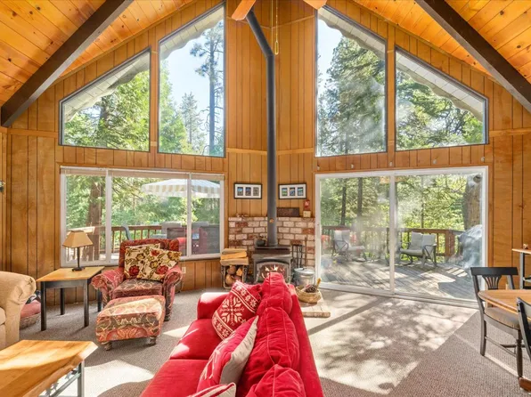 567 Marilyn Way, Arnold, CA 95223