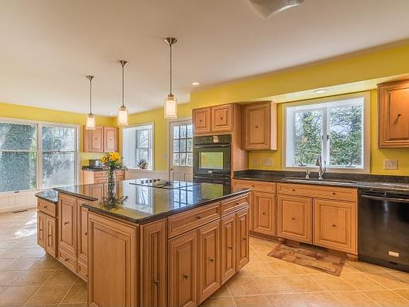 5th image of 3401 Sugartree Ct