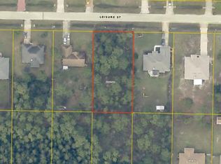 6921 Leisure St, Navarre, FL 32566