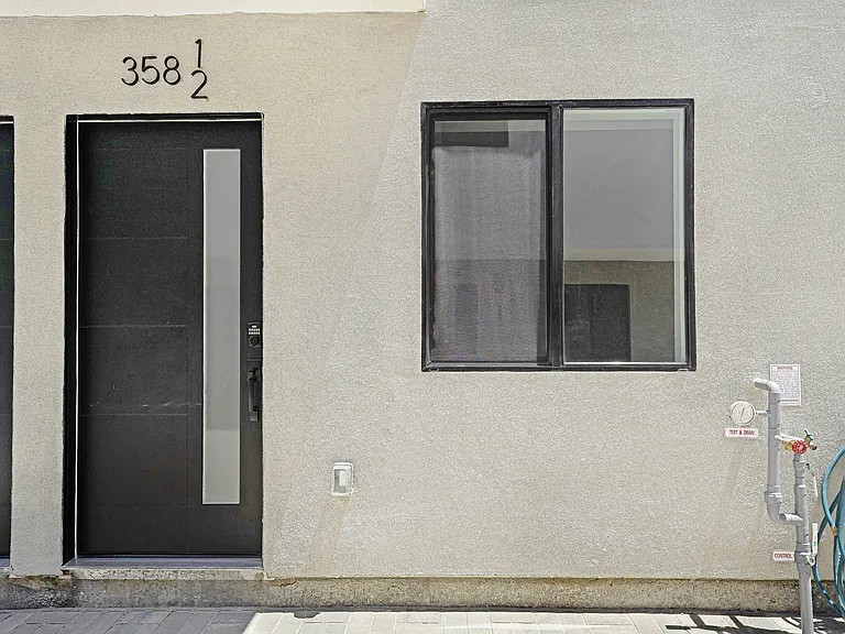 356 N Chicago St #358-1/2 — Photo 19