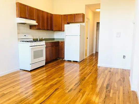 Rented by Mauro Bros Real Estate Services LLC | media 1