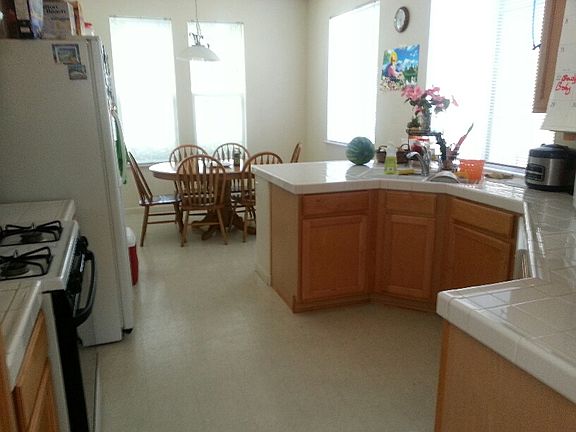 3rd image of 1897 Sunstone Dr