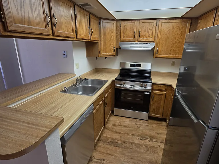 540 N May St #3119 — Photo 7