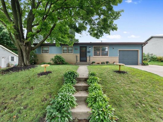 4613 School Road, Madison, WI 53704