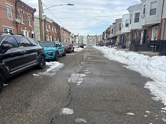 4th image of 2346 Watkins St