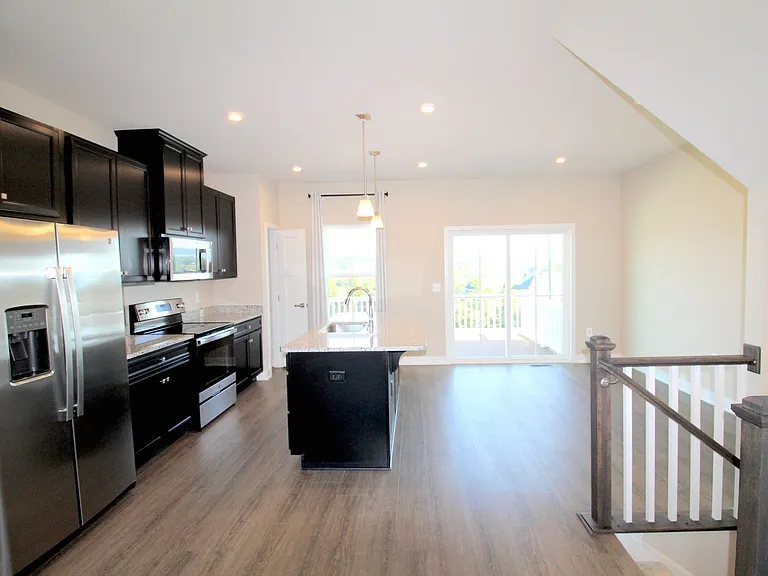 4489 Drysdale St — Photo 7