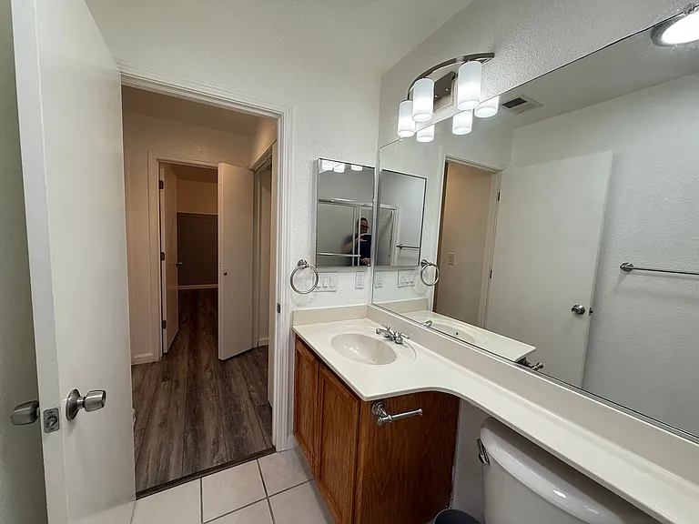 1501 Shiprock Ct — Photo 23