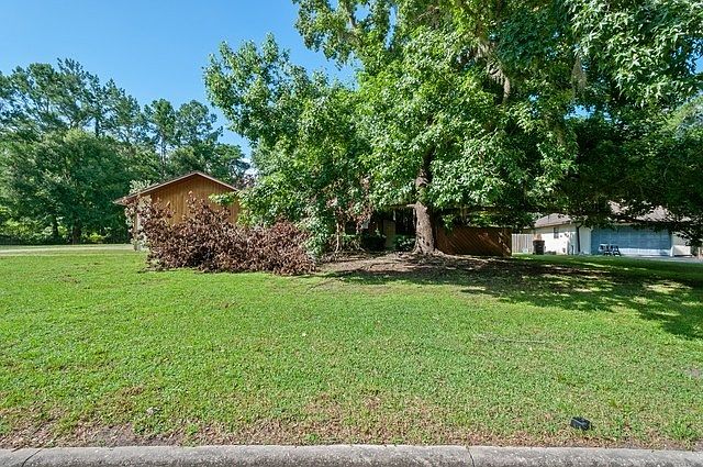 1st image of 6721 NW 52nd Ter