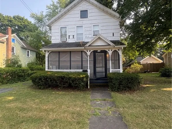 115 Ford St, Newark, NY 14513