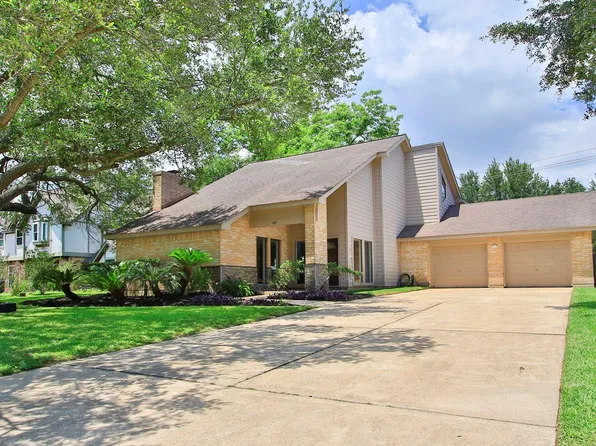 407 Hedgecroft Dr, Seabrook, TX 77586