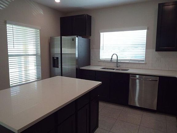 3rd image of 4839 Coral Castle Dr
