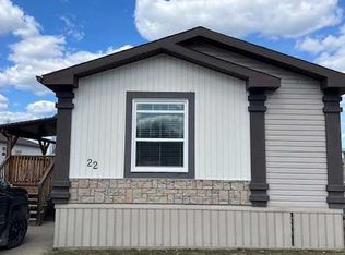 22 Keystone Pl, Whitecourt, AB T7S0B2
