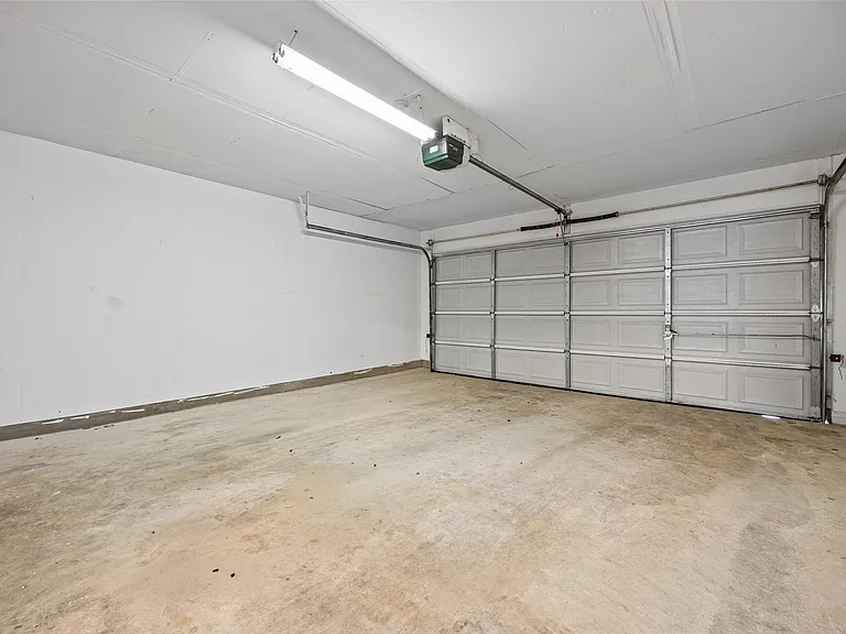 17305 Dashwood Creek Dr — Photo 17