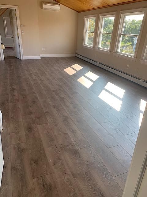 2nd image of 4 Davenport Ave Suite 3