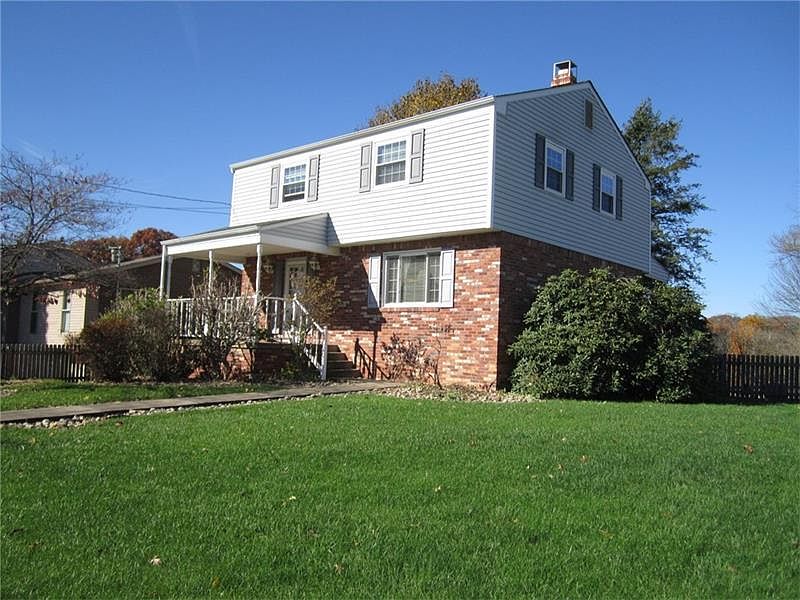 1st image of 2754 Roselyn Dr