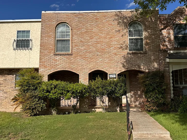 2207 Lotus Blossom St — Photo 1