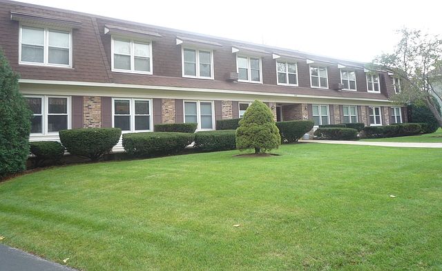1st image of 350 Brainerd Ave APT 7B