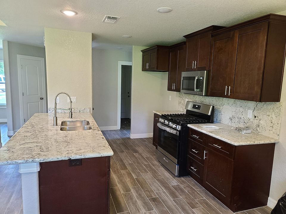 1st image of 58 Blue Bonnet Ct