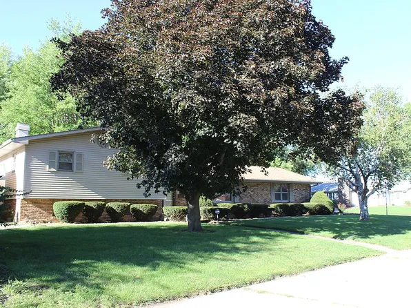 1457 Steven Dr, Rantoul, IL 61866