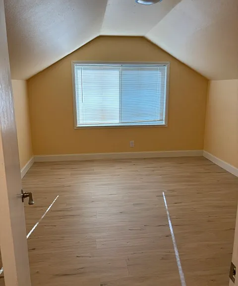 7969 Glenbar Way — Photo 11