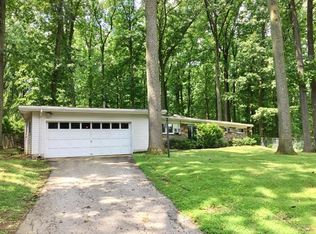 457 Wood Hill Rd, Wayne, PA 19087